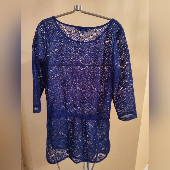 Lace swimwear beach cover-up - Picture 1 of 8